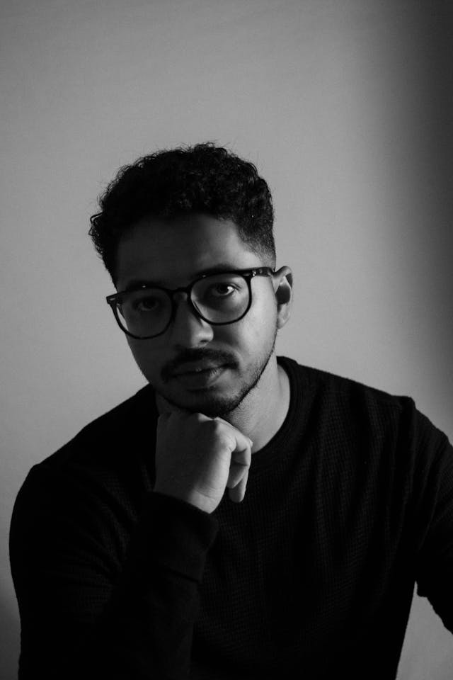 Andrés R